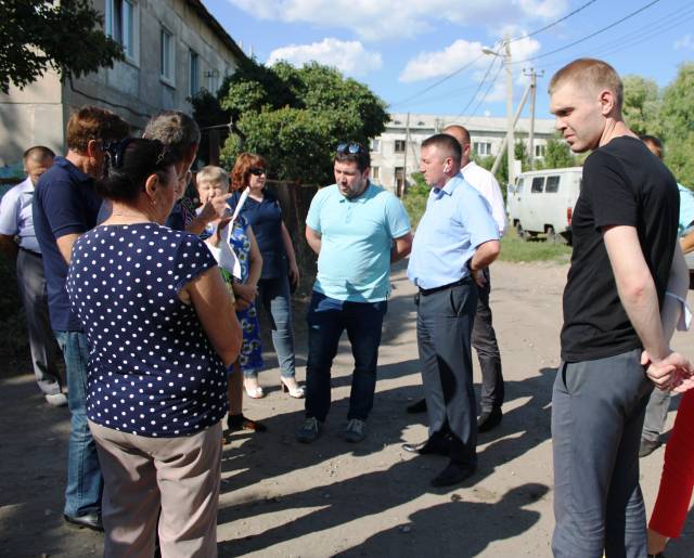 Пути решения проблемных вопросов содержания домов села Лаишевка обсуждались на двух совещаниях Общественной палаты, Палаты справедливости и общественного контроля в Ульяновской области