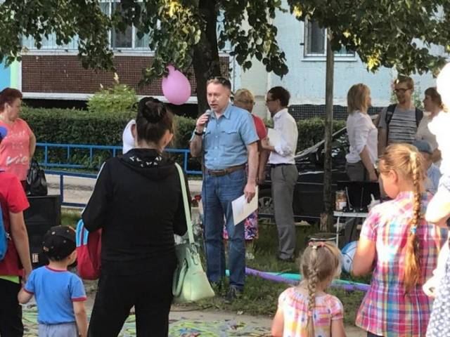 В июле в ТОС "Новая жизнь" было проведено дворовое праздничное мероприятие "День соседа"