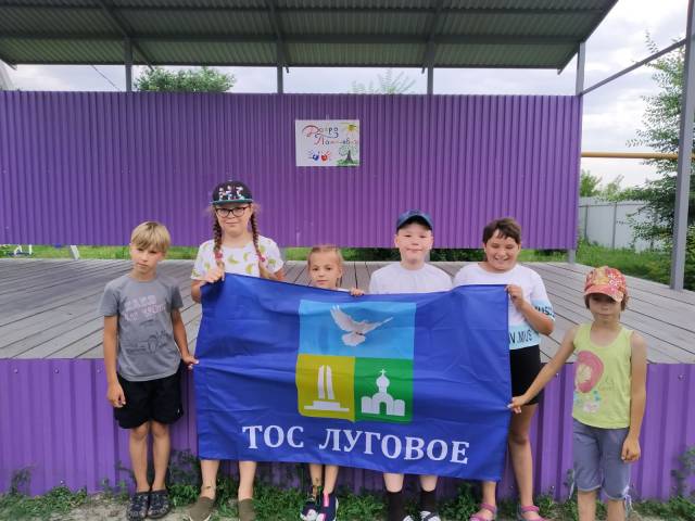 В ТОС «Луговое» стартовал проект «Волонтеры лета»