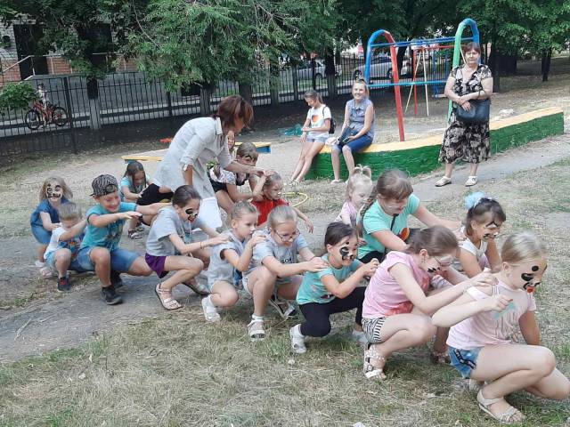 Идет последняя неделя реализации проекта «Лето во дворе», в котором приняли участие более трех десятков городских ТОС